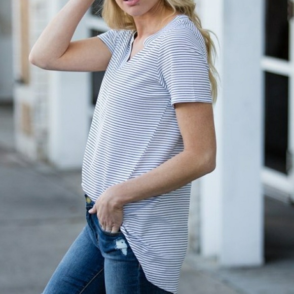 ❣Gray & White Striped Top❣ - Picture 4 of 4